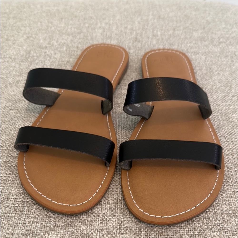 Black Gap Women's Strappy Sandals size 8